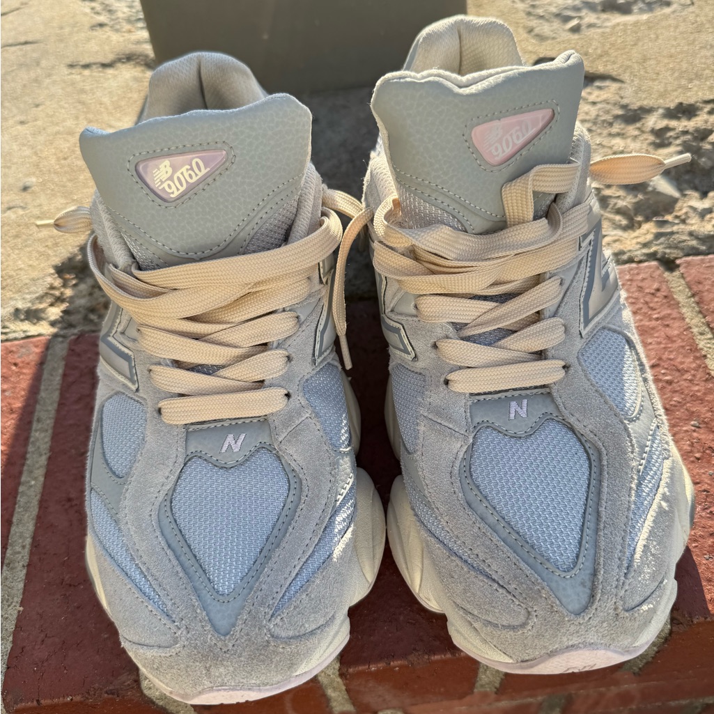 New Balance Light Gray Sneakers
